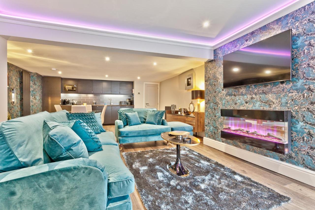 The Mews Boutique Deluxe Apartments, Sleep 2-6 People , Central Location, Free Parking Windermere Zewnętrze zdjęcie