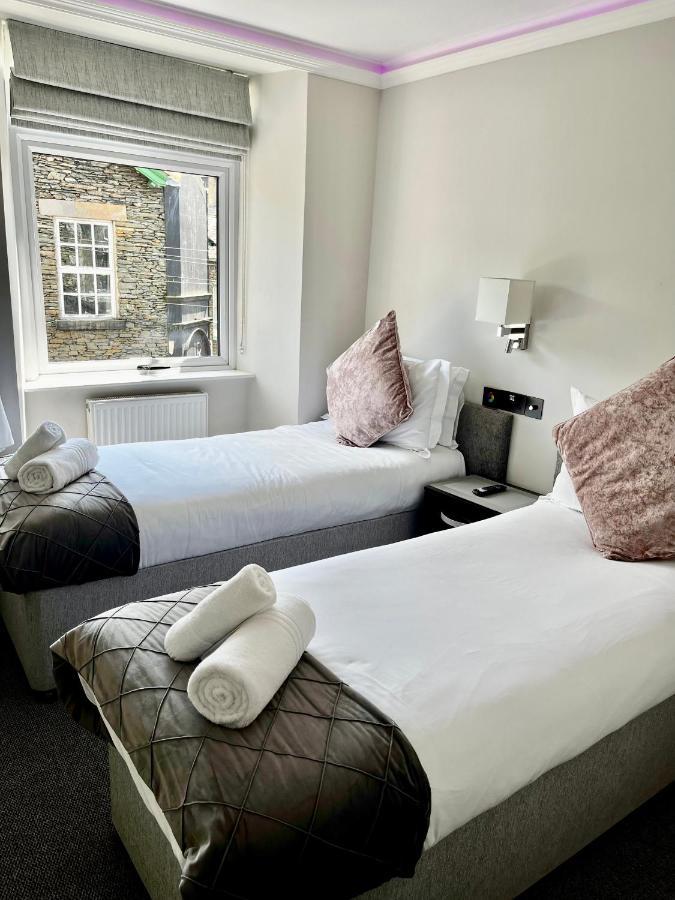 The Mews Boutique Deluxe Apartments, Sleep 2-6 People , Central Location, Free Parking Windermere Zewnętrze zdjęcie